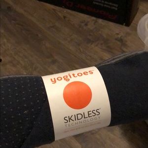 Yogitoes yoga mat towel